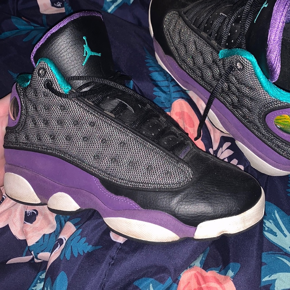 JORDAN high top 13’s Big kids 6 (women’s 7.5)